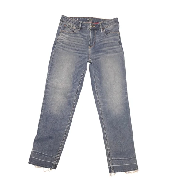 White House Black Market The Slim Crop Women's Ligh Blue Jeans Size 6 - Picture 1 of 14